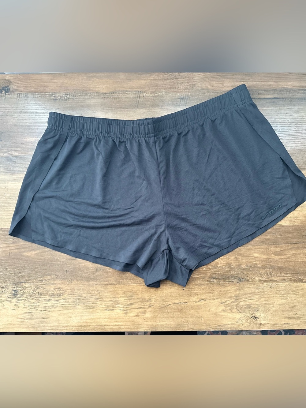SKIMS Women's Athletic Shorts - Charcoal
